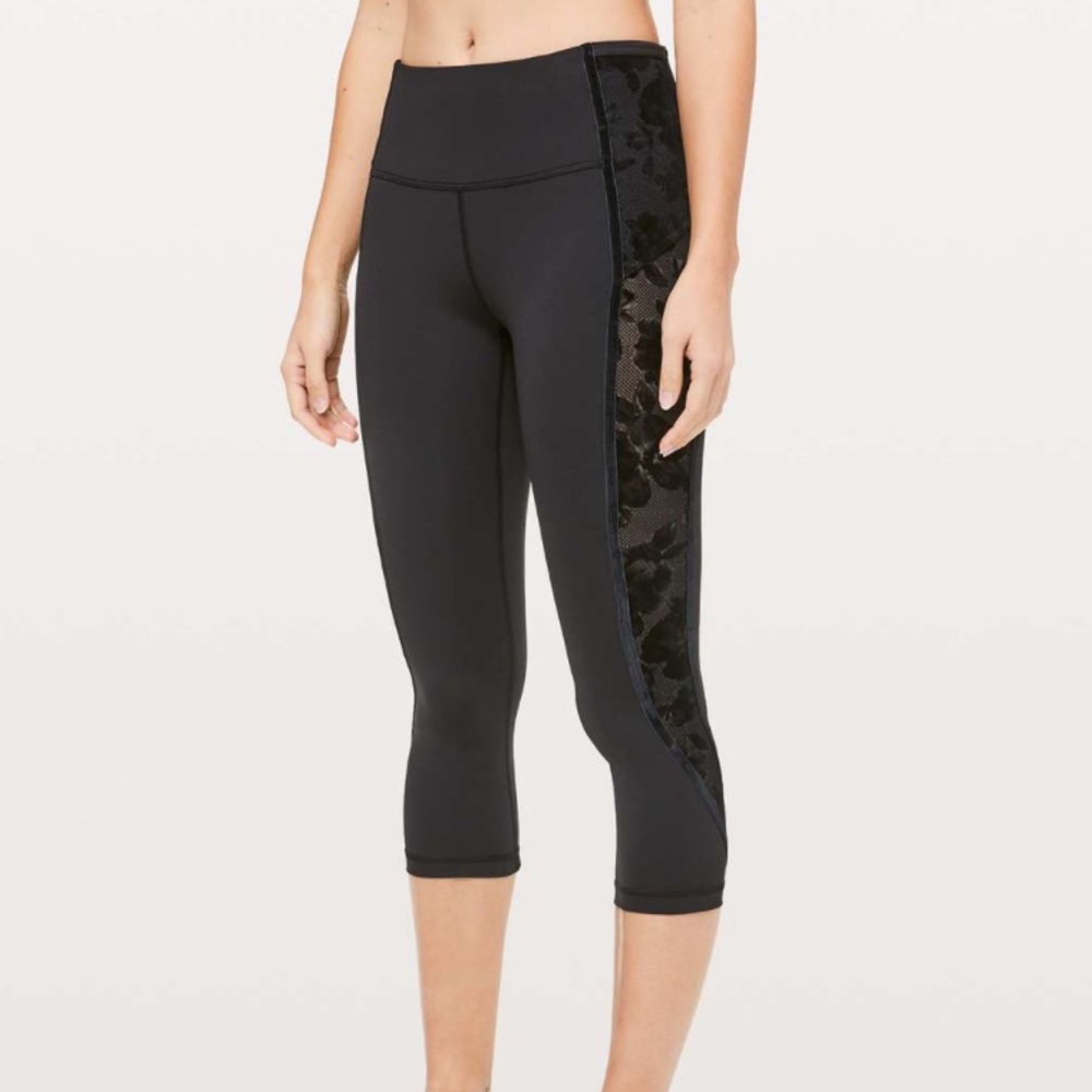 Lululemon Wunder Under Crop High-Rise size 12 black